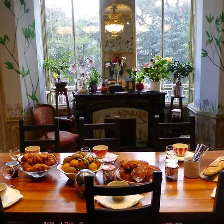 Le Manoir Bed & Breakfast Tarare